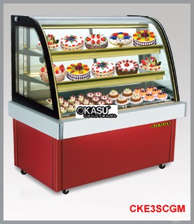 Tủ trưng bày bánh kem kính cong KUSAMI KS-CKE3SCGM