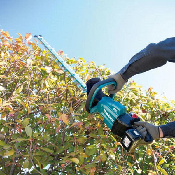 Máy tỉa hàng rào dùng pin Makita DUH602RT (600MM-18V*1 5.0Ah) - ảnh 1