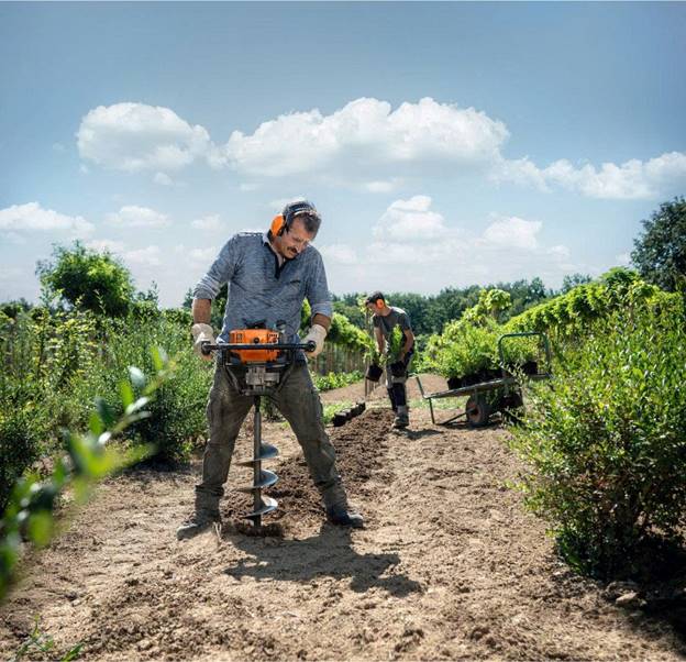 Máy khoan đất STIHL BT230 - ảnh 1