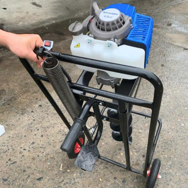 Máy khoan đất Booyoung 650 - ảnh 1