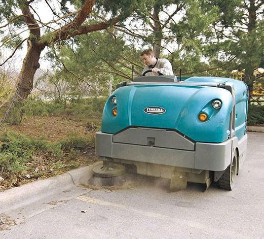 Xe quét rác ngồi lái Tennant S30 - ảnh 2