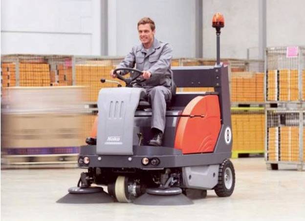 Xe quét rác ngồi lái Sweepmaster 1200 RH - ảnh 2