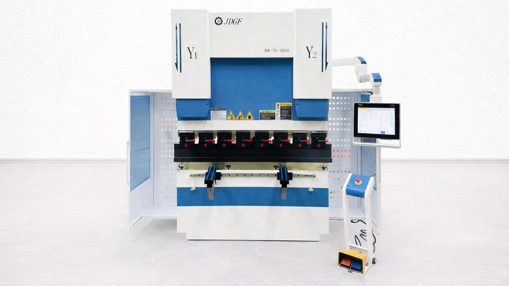 Máy chấn CNC 70T1600 - ảnh 1