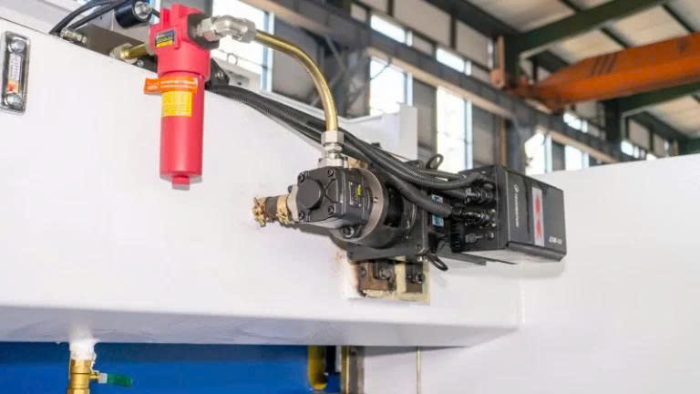 Máy chấn tôn thủy lực 100 tấn – PBC 100T/3200 - ảnh 5