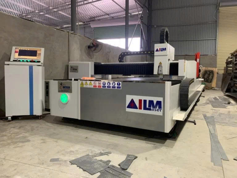 Máy cắt Laser Fiber 1000W – ILM3015S - ảnh 1