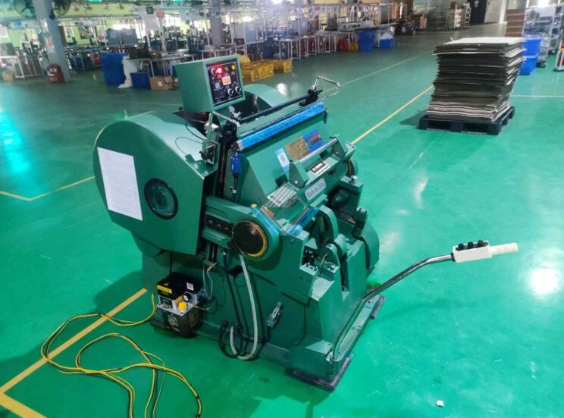 Máy bế giấy đặt tay – Máy bế ngáp (Chất lượng cao) ML-930 - ảnh 1