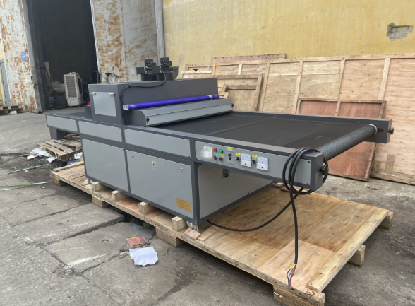  UV750 ảnh 2