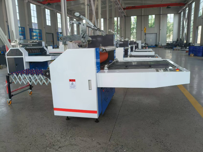 Máy cán màng trên thùng carton (Đẩy tay) FM-1120 - ảnh 1