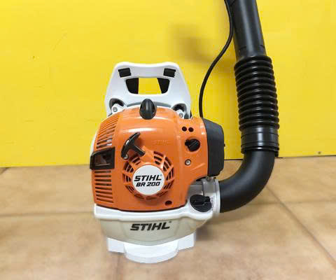 Máy thổi lá đeo lưng STIHL BR200Z