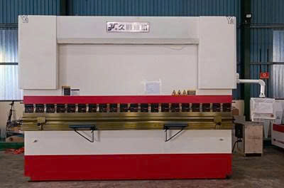 Máy chấn CNC điện thủy lực 300T4000