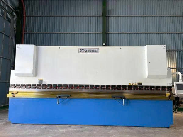 Máy chấn CNC điện thủy lực 300T6000