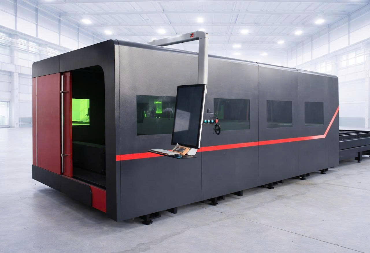 Máy cắt Laser bàn chuyển đổi 