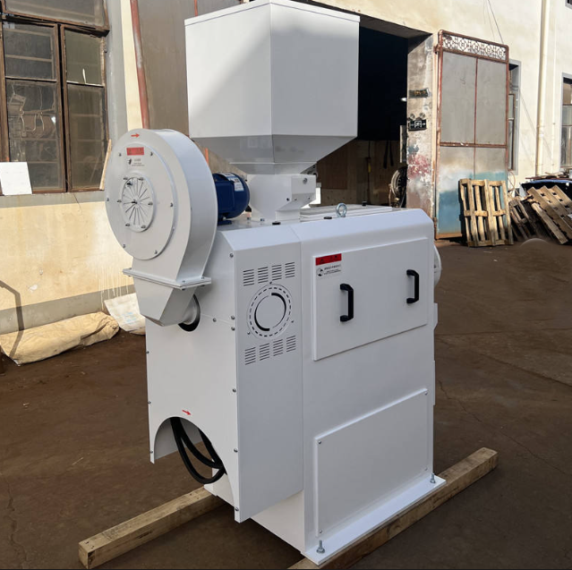 Máy xay xát và làm trắng gạo ngang 2-3 tấn/giờ PINYANG CFN18F 