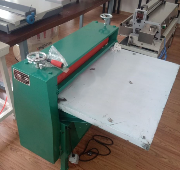 Máy ép sau khi bồi EP-1000