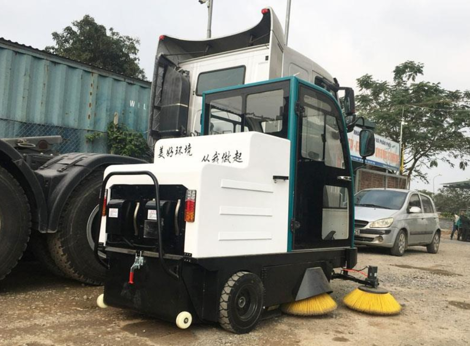 Xe quét hút bụi nhà xưởng TV-0912